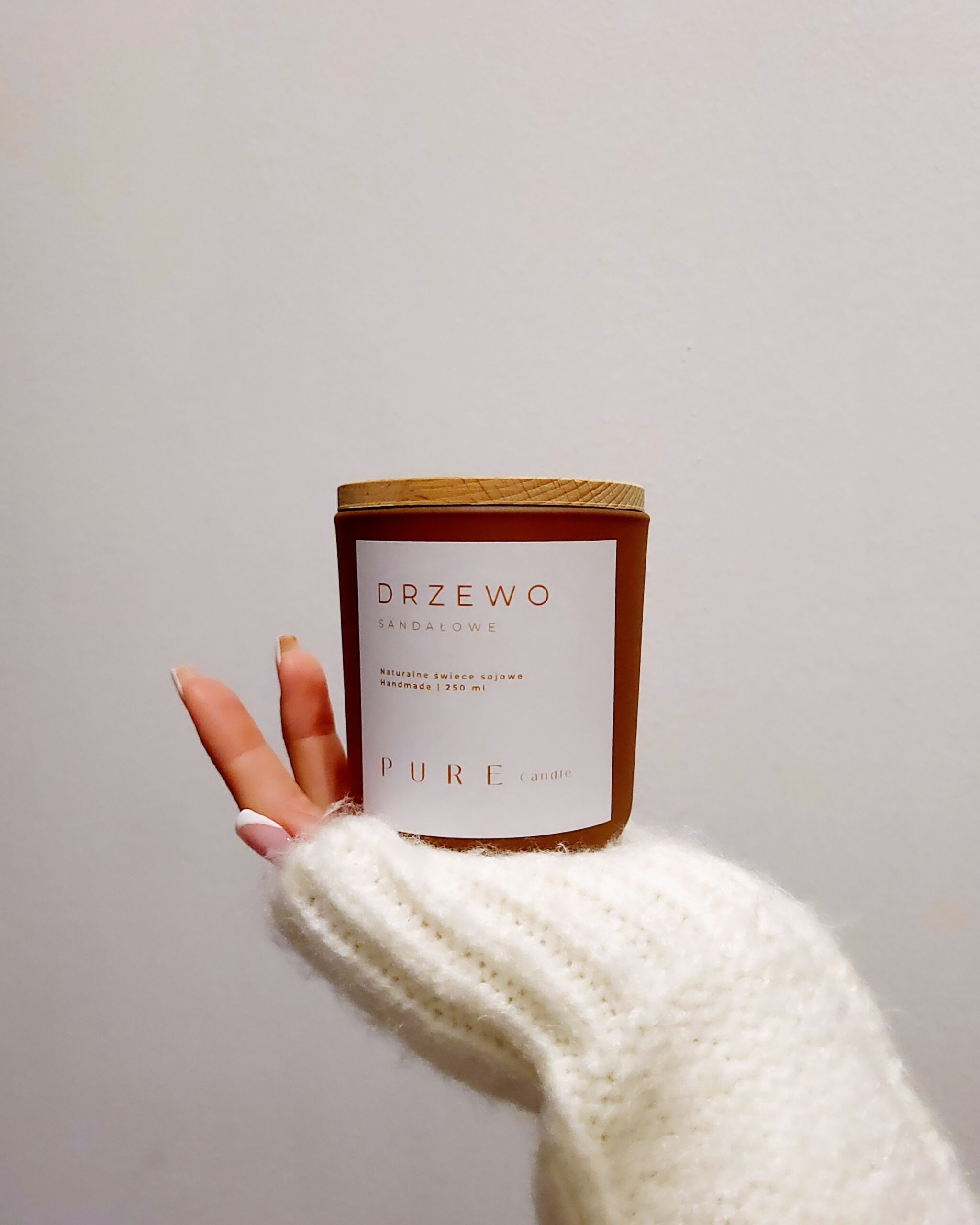 Świeca sojowa <br/>DRZEWO SANDAŁOWE