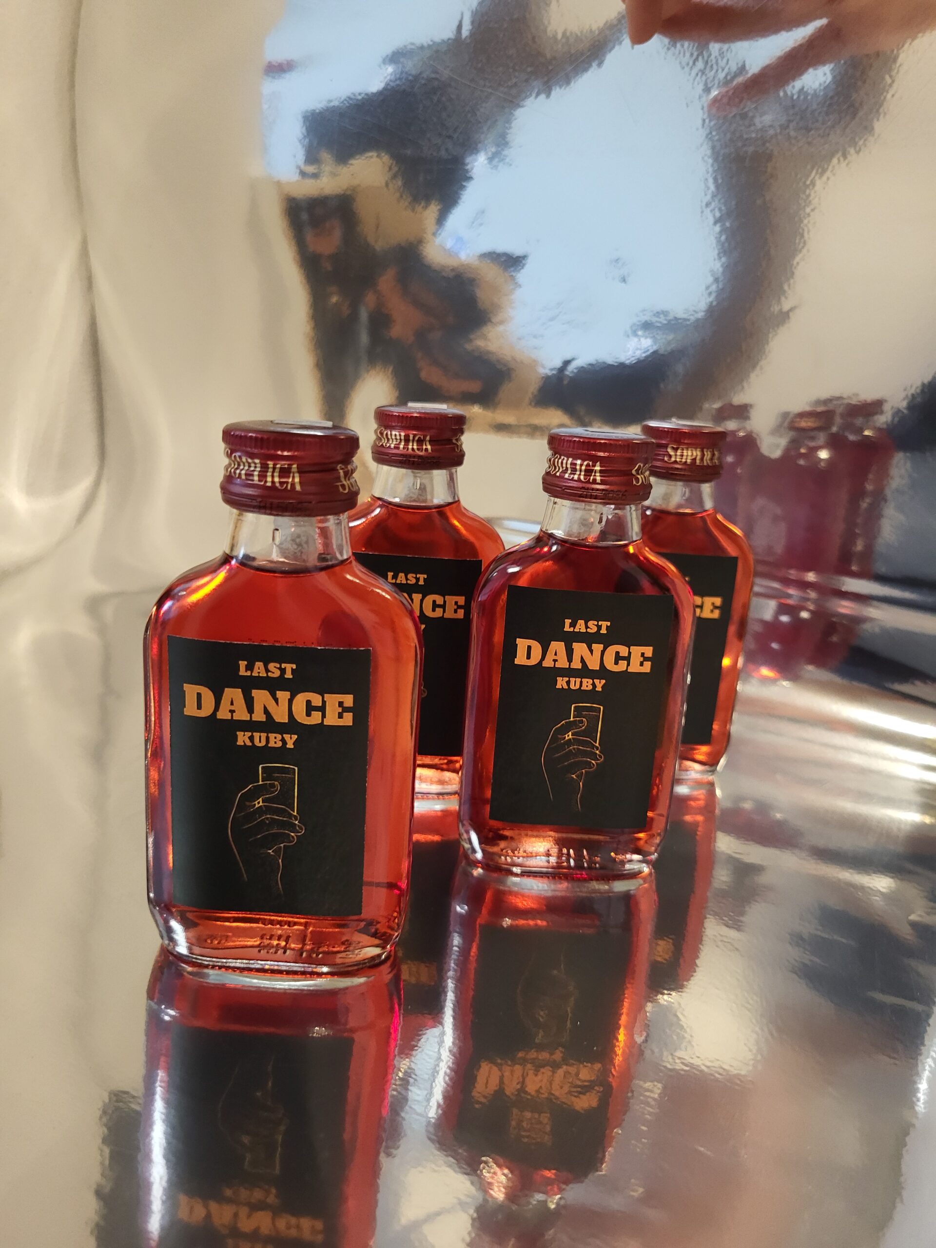 Butelka 100 ml z personalizowaną etykietą - obrazek 2
